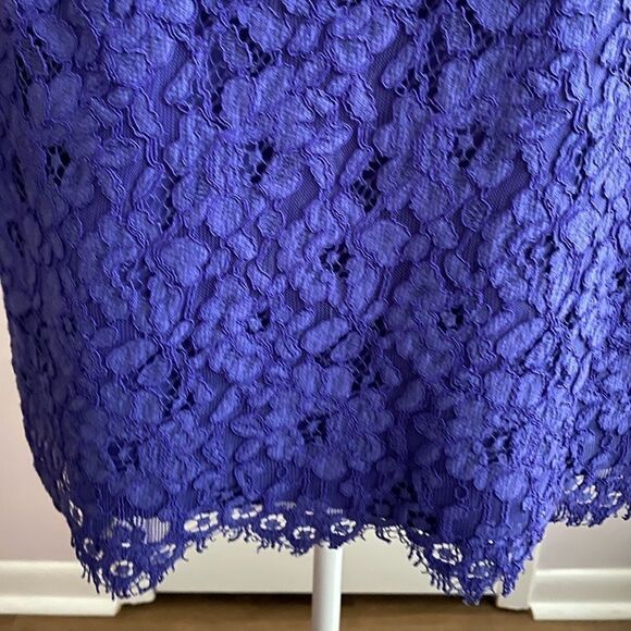 Saks Fifth Avenue Bluish Purple Lace Top | Low Back, Fully Lined | Size M - Picture 5 of 8